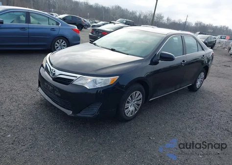 2014 Toyota Camry Le z USA, uszkodzony, nr VIN 4T4BF1FK1ER396169